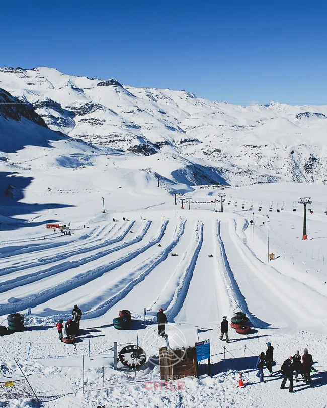 Quando cai mais neve no Chile: a melhor época para ver e esquiar